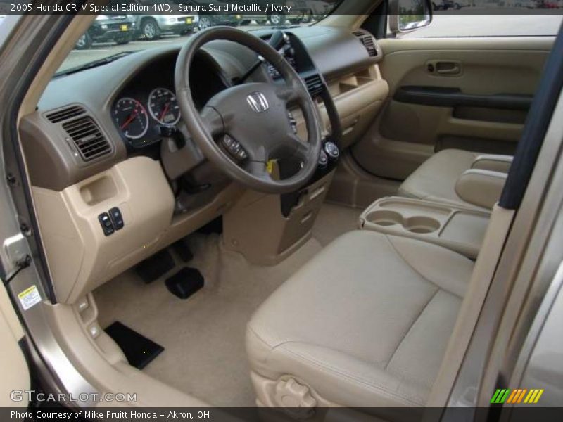 Sahara Sand Metallic / Ivory 2005 Honda CR-V Special Edition 4WD
