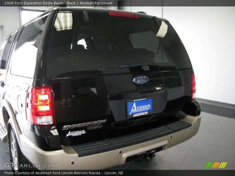 Black / Medium Parchment 2006 Ford Expedition Eddie Bauer