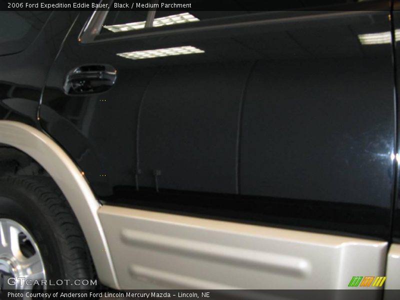 Black / Medium Parchment 2006 Ford Expedition Eddie Bauer