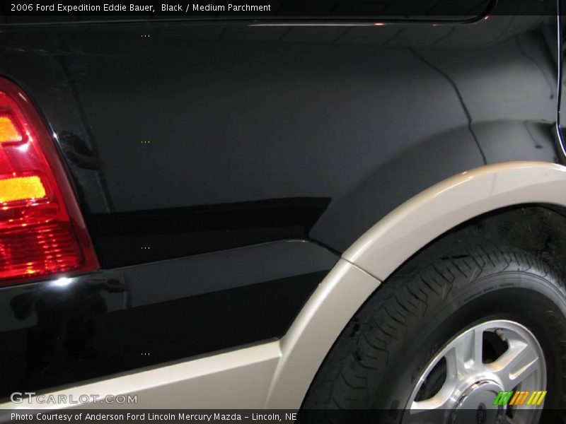 Black / Medium Parchment 2006 Ford Expedition Eddie Bauer