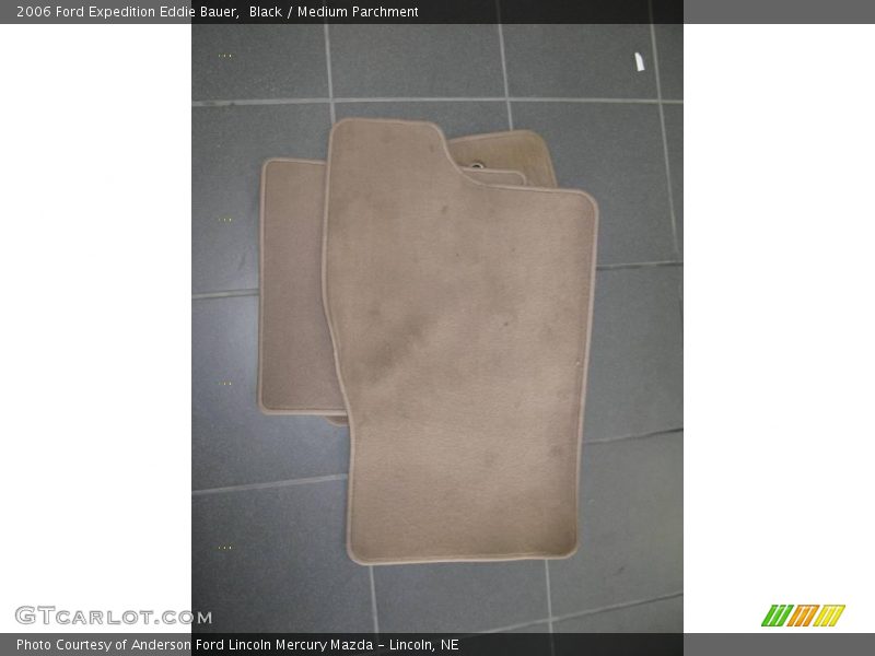 Black / Medium Parchment 2006 Ford Expedition Eddie Bauer