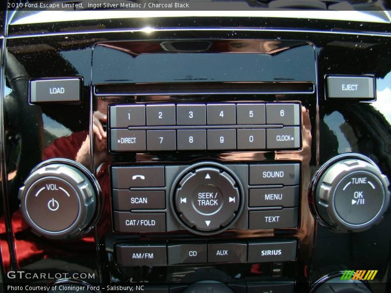 Ingot Silver Metallic / Charcoal Black 2010 Ford Escape Limited