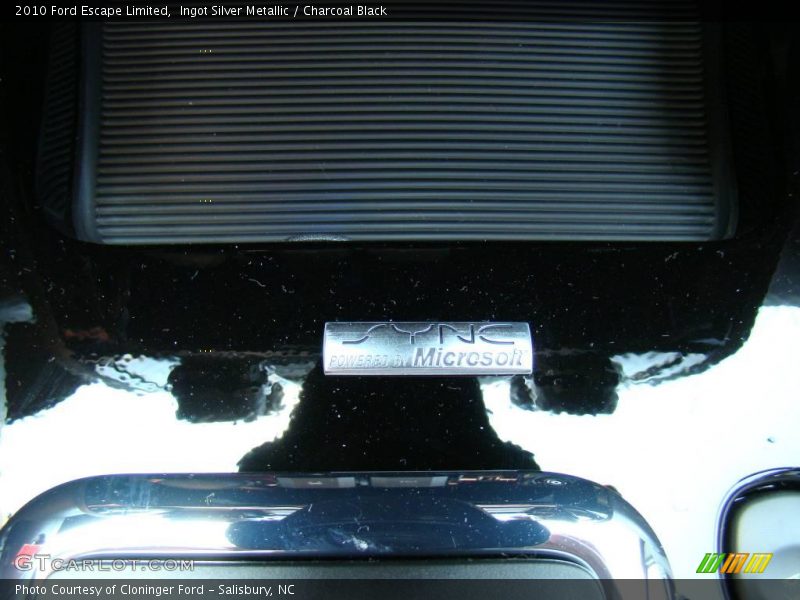 Ingot Silver Metallic / Charcoal Black 2010 Ford Escape Limited