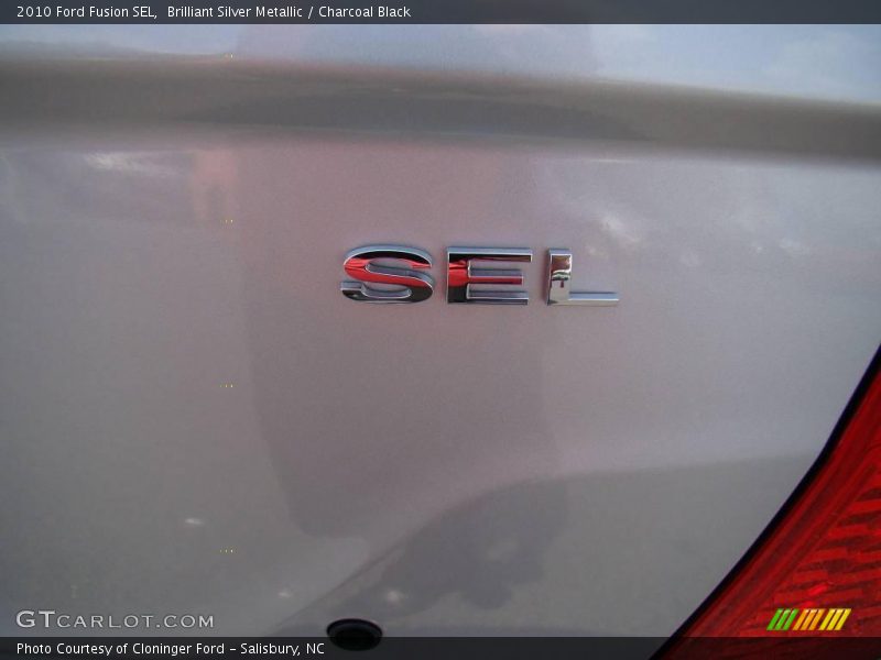Brilliant Silver Metallic / Charcoal Black 2010 Ford Fusion SEL