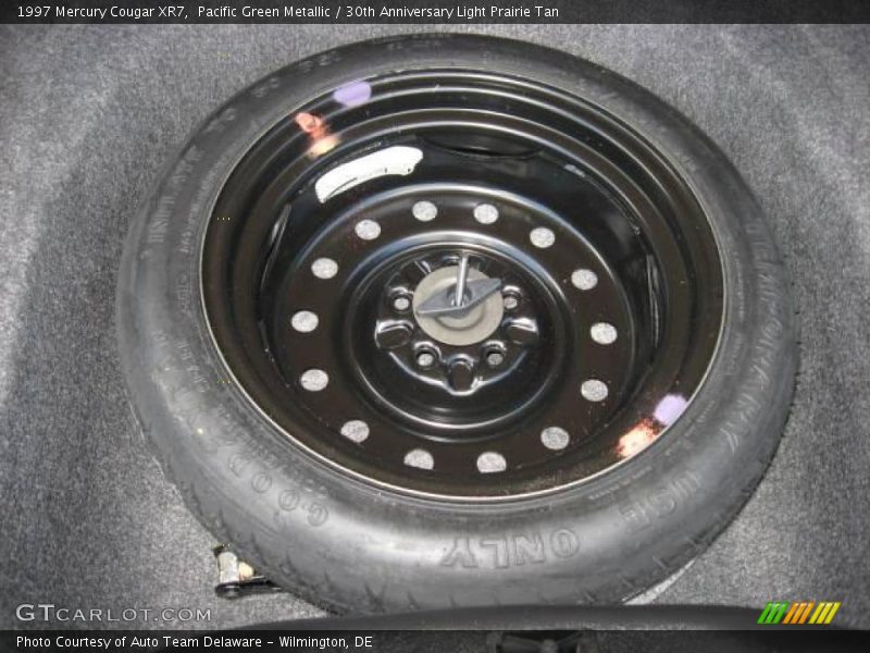 Pacific Green Metallic / 30th Anniversary Light Prairie Tan 1997 Mercury Cougar XR7
