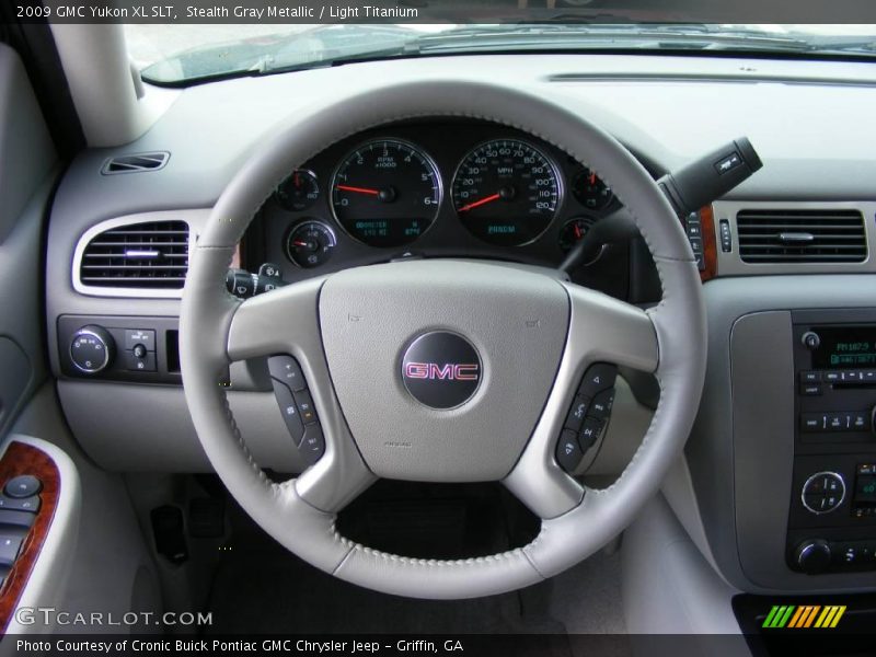 Stealth Gray Metallic / Light Titanium 2009 GMC Yukon XL SLT