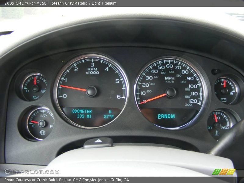 Stealth Gray Metallic / Light Titanium 2009 GMC Yukon XL SLT