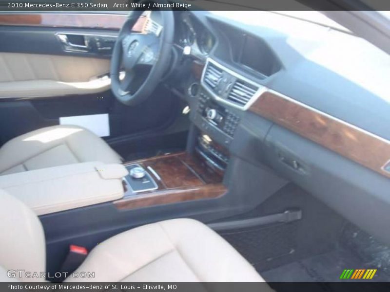 Arctic White / Almond Beige 2010 Mercedes-Benz E 350 Sedan