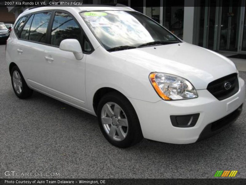 Clear White / Gray 2007 Kia Rondo LX V6