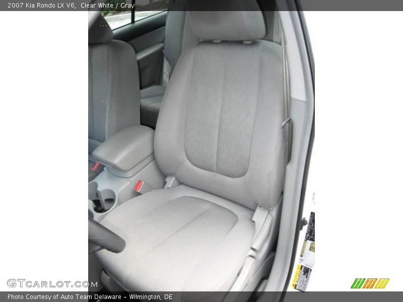 Clear White / Gray 2007 Kia Rondo LX V6