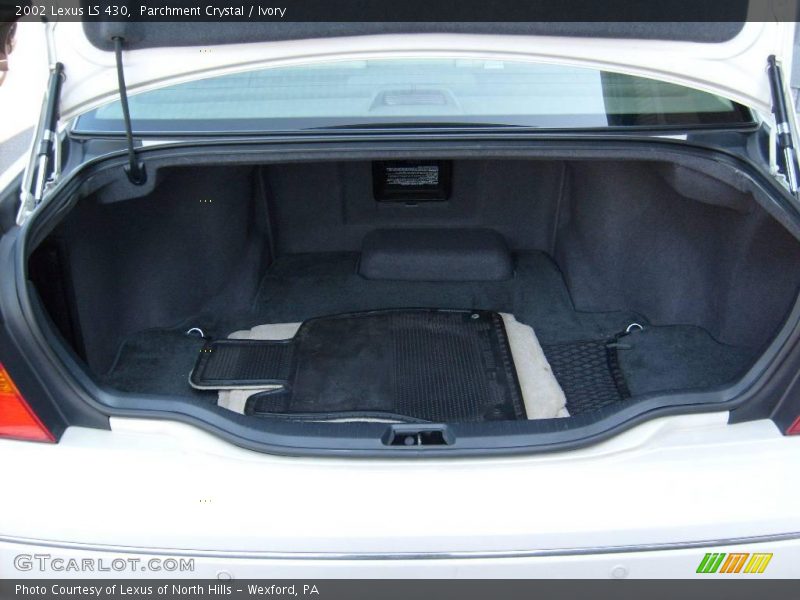 Parchment Crystal / Ivory 2002 Lexus LS 430