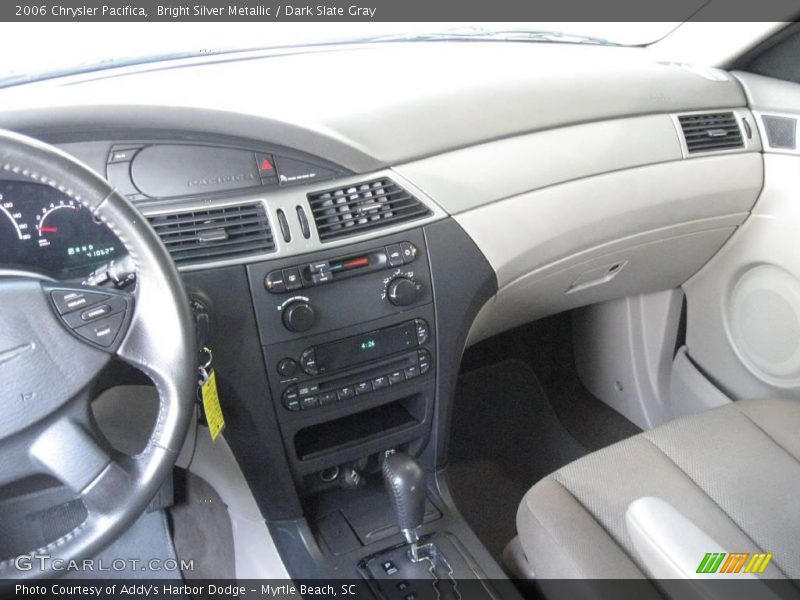 Bright Silver Metallic / Dark Slate Gray 2006 Chrysler Pacifica
