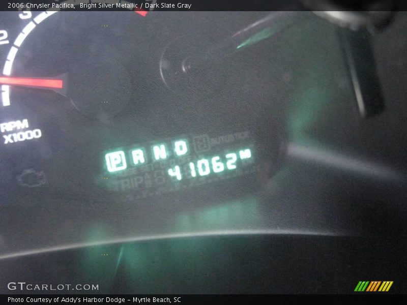 Bright Silver Metallic / Dark Slate Gray 2006 Chrysler Pacifica