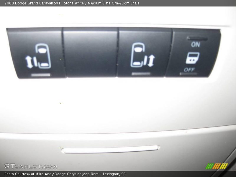 Stone White / Medium Slate Gray/Light Shale 2008 Dodge Grand Caravan SXT