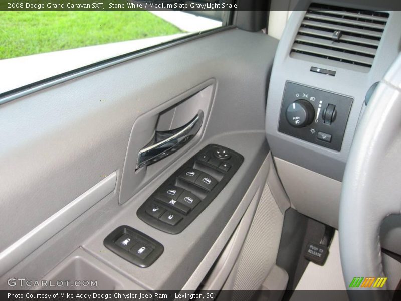 Stone White / Medium Slate Gray/Light Shale 2008 Dodge Grand Caravan SXT