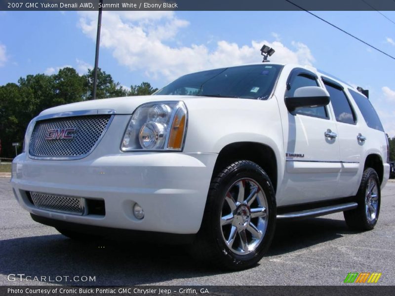 Summit White / Ebony Black 2007 GMC Yukon Denali AWD