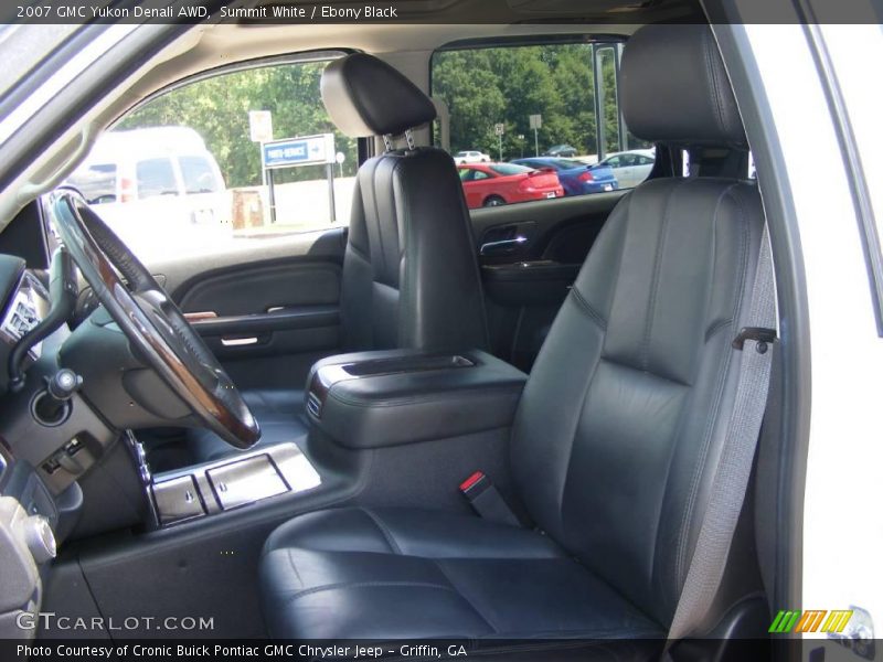 Summit White / Ebony Black 2007 GMC Yukon Denali AWD
