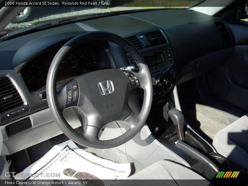 Redondo Red Pearl / Gray 2006 Honda Accord SE Sedan