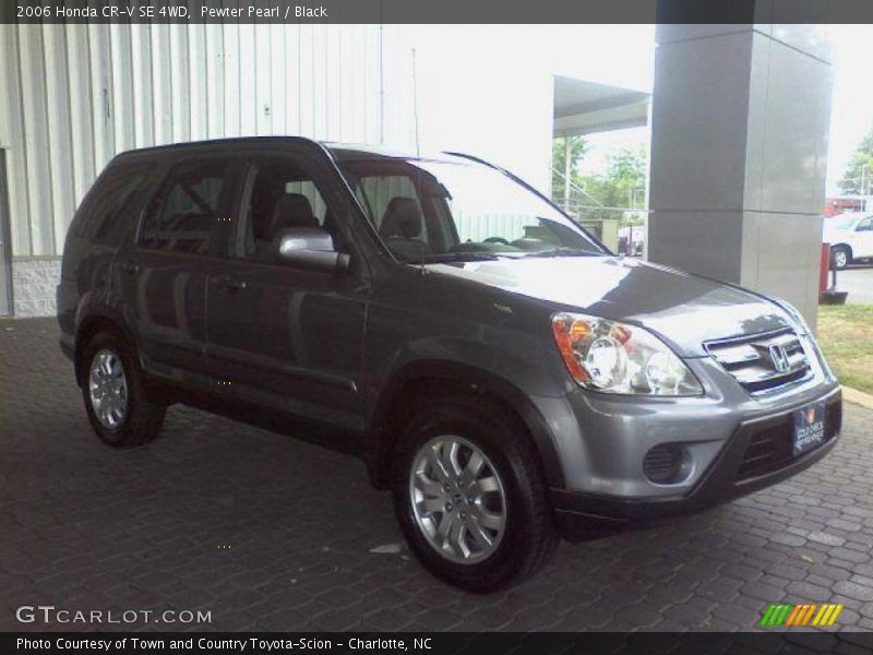 Pewter Pearl / Black 2006 Honda CR-V SE 4WD