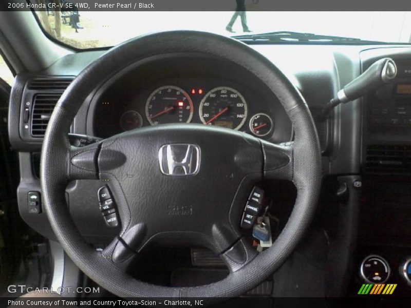 Pewter Pearl / Black 2006 Honda CR-V SE 4WD