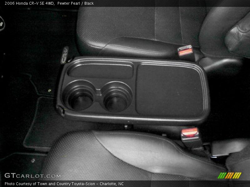 Pewter Pearl / Black 2006 Honda CR-V SE 4WD