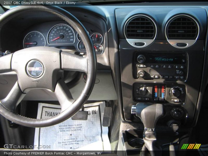 Onyx Black / Ebony 2007 GMC Envoy SLE 4x4