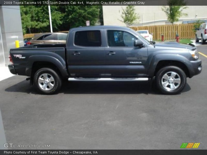 Magnetic Gray Metallic / Graphite Gray 2009 Toyota Tacoma V6 TRD Sport Double Cab 4x4