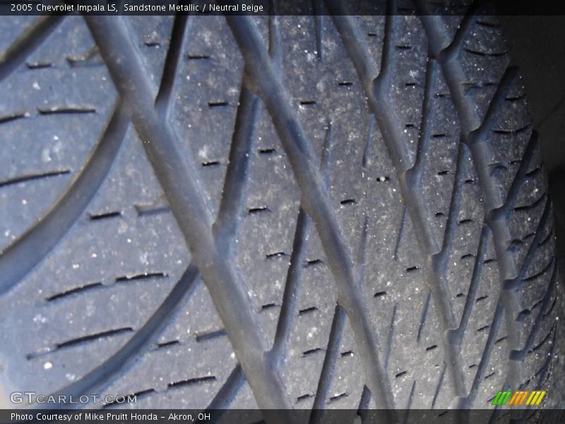 Sandstone Metallic / Neutral Beige 2005 Chevrolet Impala LS