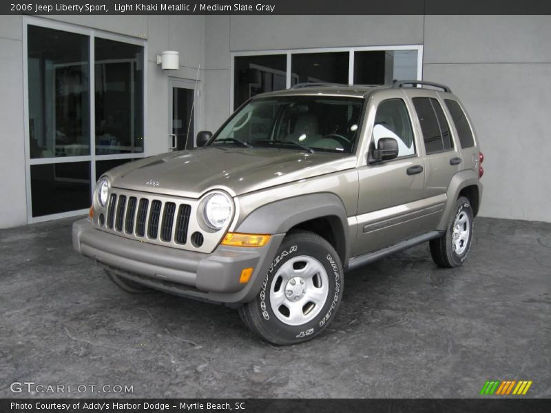 Light Khaki Metallic / Medium Slate Gray 2006 Jeep Liberty Sport