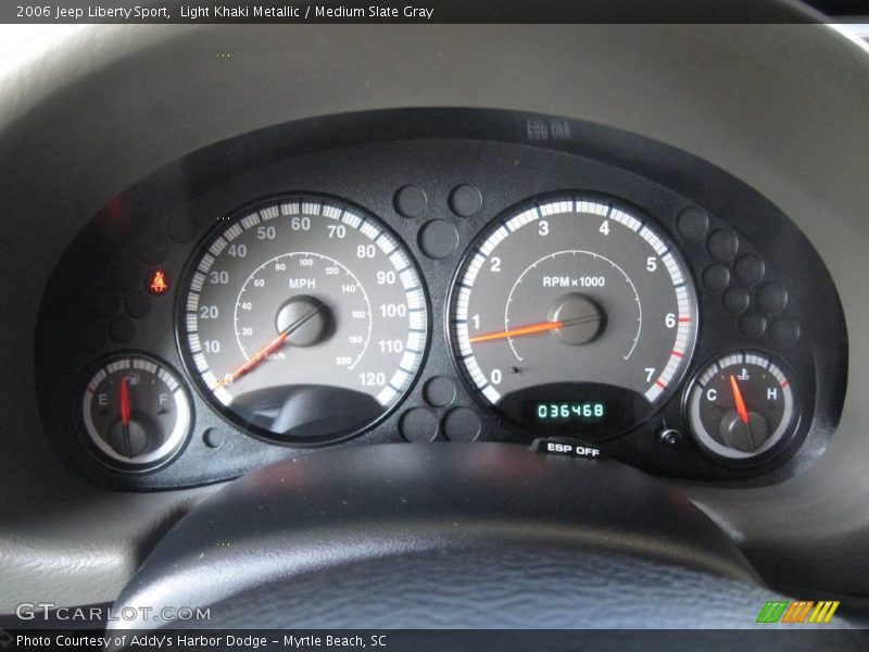 Light Khaki Metallic / Medium Slate Gray 2006 Jeep Liberty Sport