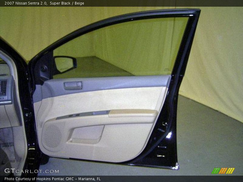 Super Black / Beige 2007 Nissan Sentra 2.0