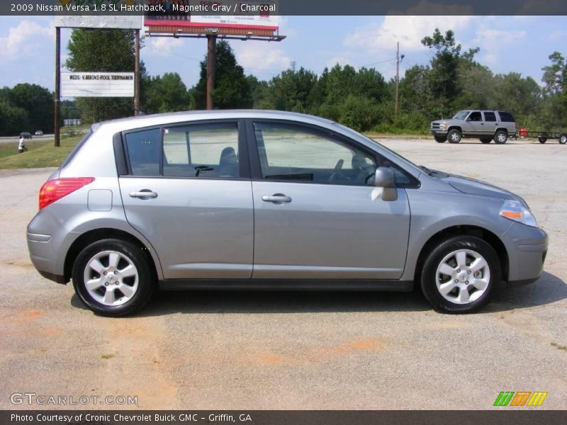 Magnetic Gray / Charcoal 2009 Nissan Versa 1.8 SL Hatchback