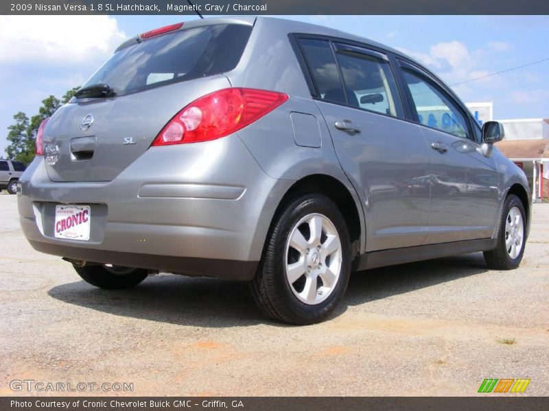 Magnetic Gray / Charcoal 2009 Nissan Versa 1.8 SL Hatchback