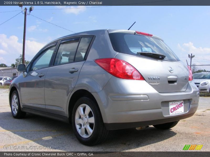 Magnetic Gray / Charcoal 2009 Nissan Versa 1.8 SL Hatchback