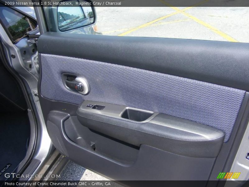 Magnetic Gray / Charcoal 2009 Nissan Versa 1.8 SL Hatchback