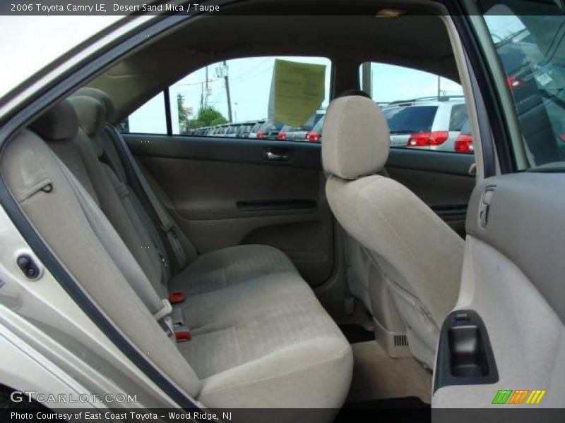 Desert Sand Mica / Taupe 2006 Toyota Camry LE