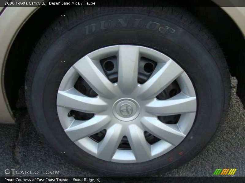 Desert Sand Mica / Taupe 2006 Toyota Camry LE