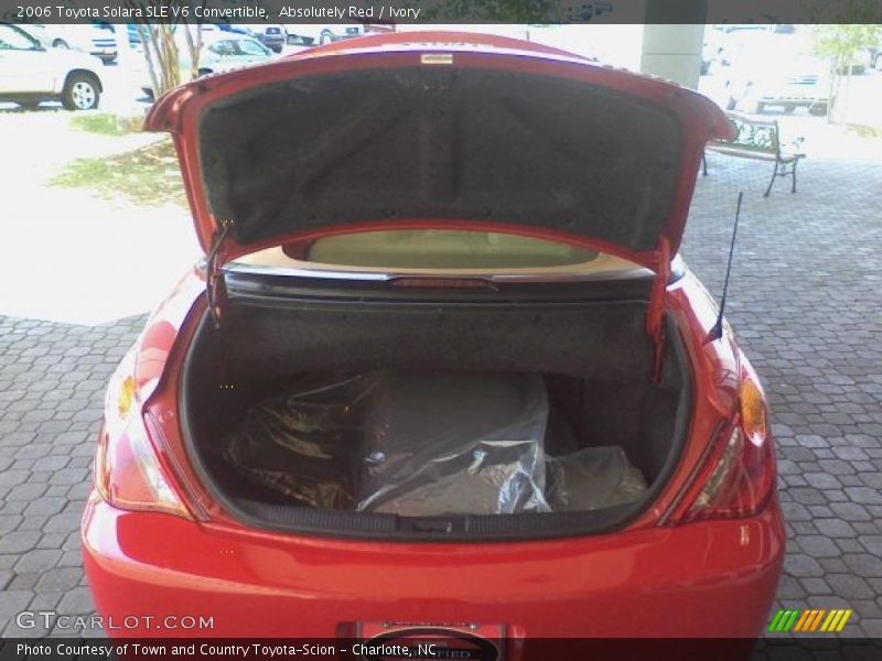 Absolutely Red / Ivory 2006 Toyota Solara SLE V6 Convertible