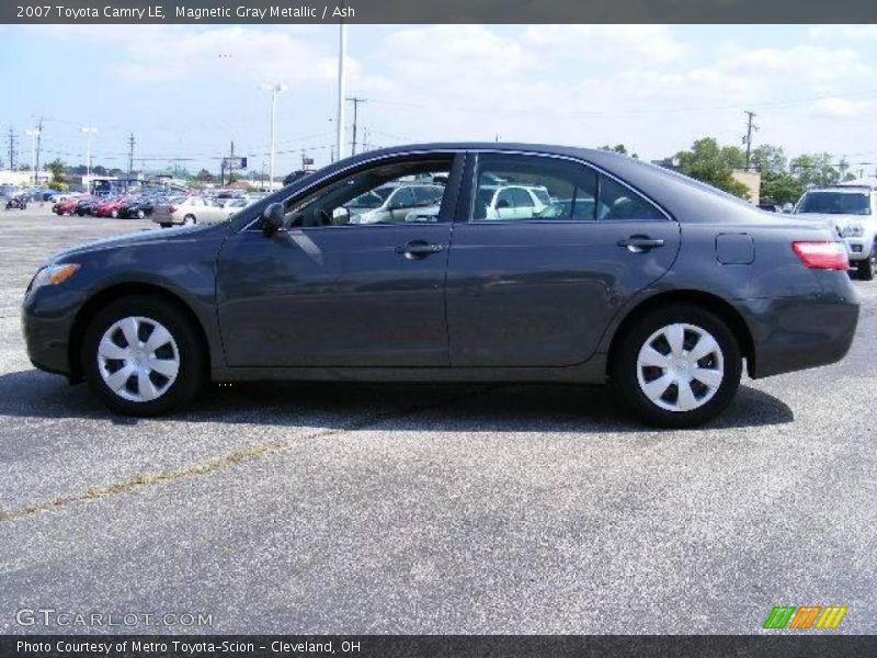 Magnetic Gray Metallic / Ash 2007 Toyota Camry LE
