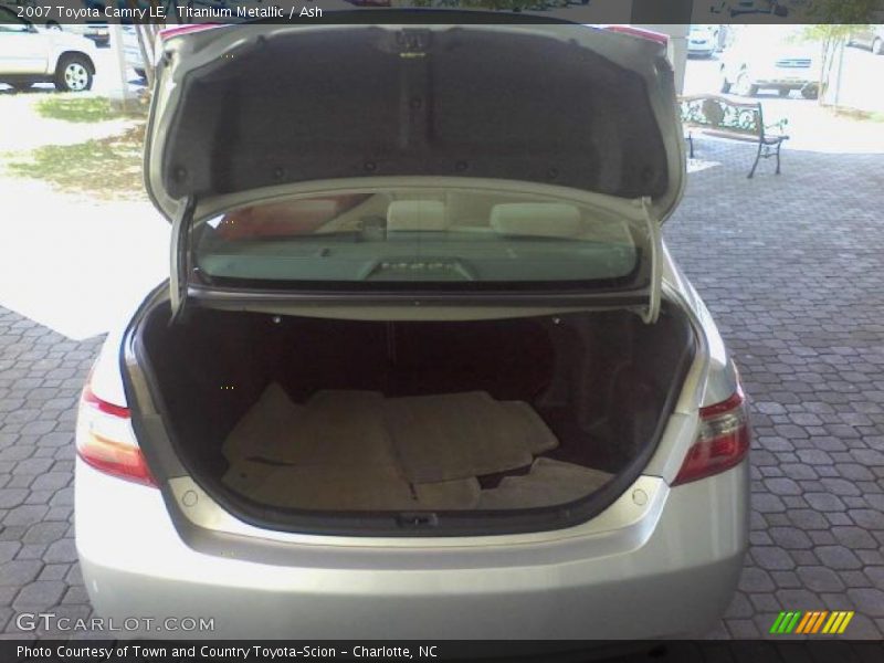 Titanium Metallic / Ash 2007 Toyota Camry LE