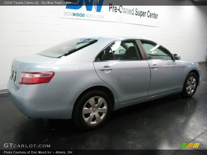 Sky Blue Pearl / Ash 2009 Toyota Camry LE