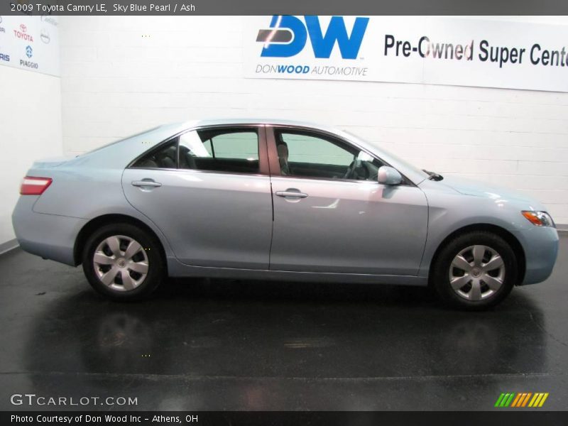 Sky Blue Pearl / Ash 2009 Toyota Camry LE
