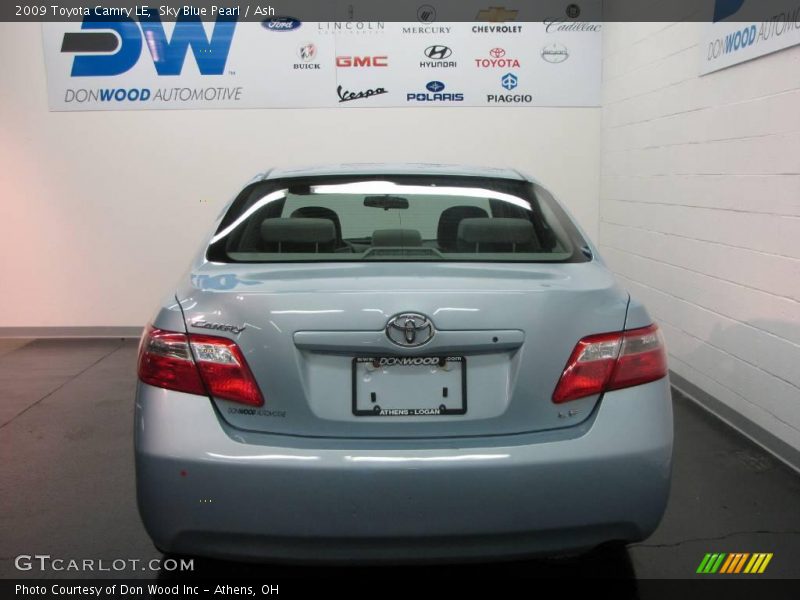 Sky Blue Pearl / Ash 2009 Toyota Camry LE