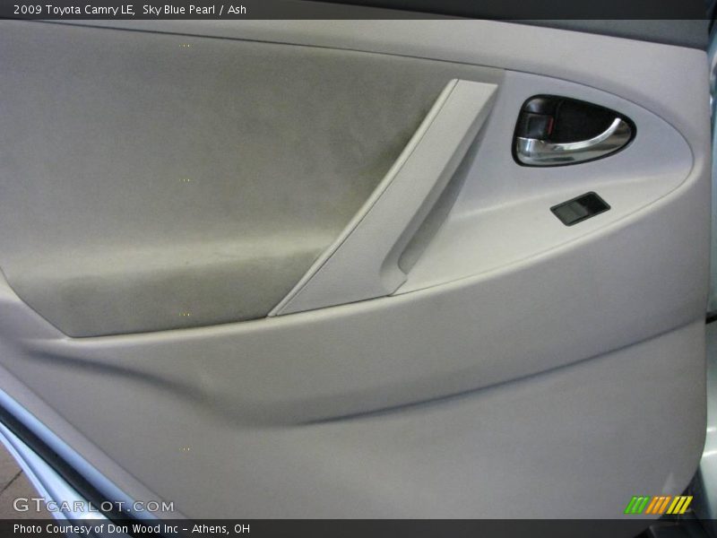 Sky Blue Pearl / Ash 2009 Toyota Camry LE