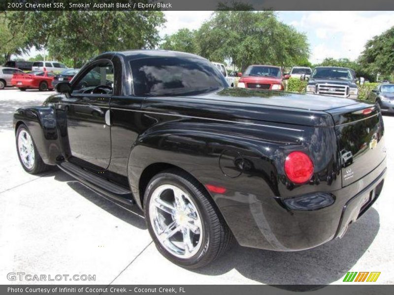 Smokin' Asphalt Black / Ebony Black 2005 Chevrolet SSR