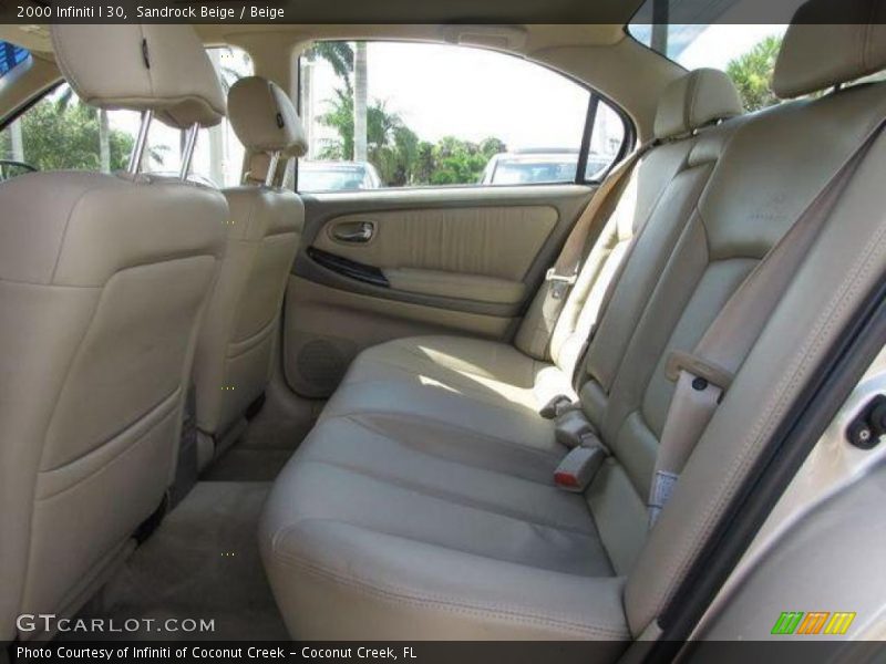 Sandrock Beige / Beige 2000 Infiniti I 30