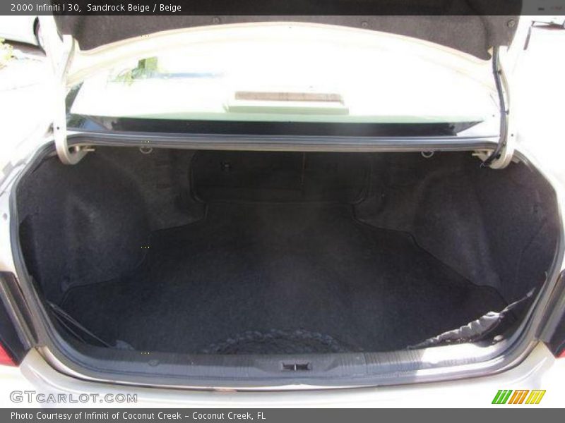 Sandrock Beige / Beige 2000 Infiniti I 30