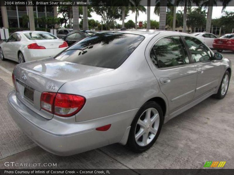 Brilliant Silver Metallic / Willow 2004 Infiniti I 35