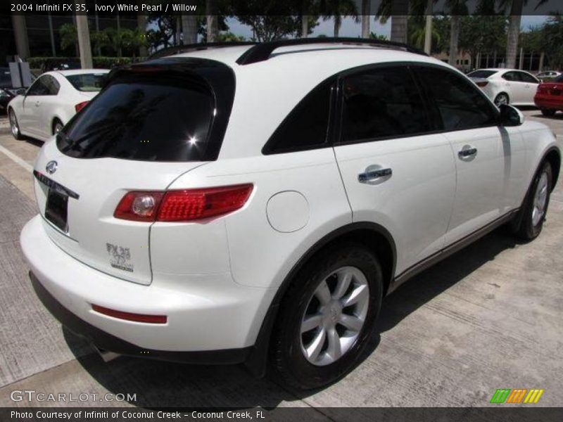 Ivory White Pearl / Willow 2004 Infiniti FX 35