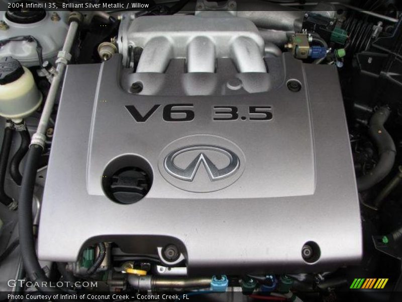 Brilliant Silver Metallic / Willow 2004 Infiniti I 35